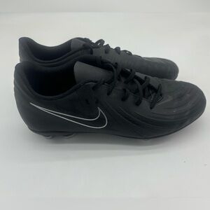 Nike Phantom GX II Club FG/MG Black Soccer Cleats Men Size 7.5/Women 9.5